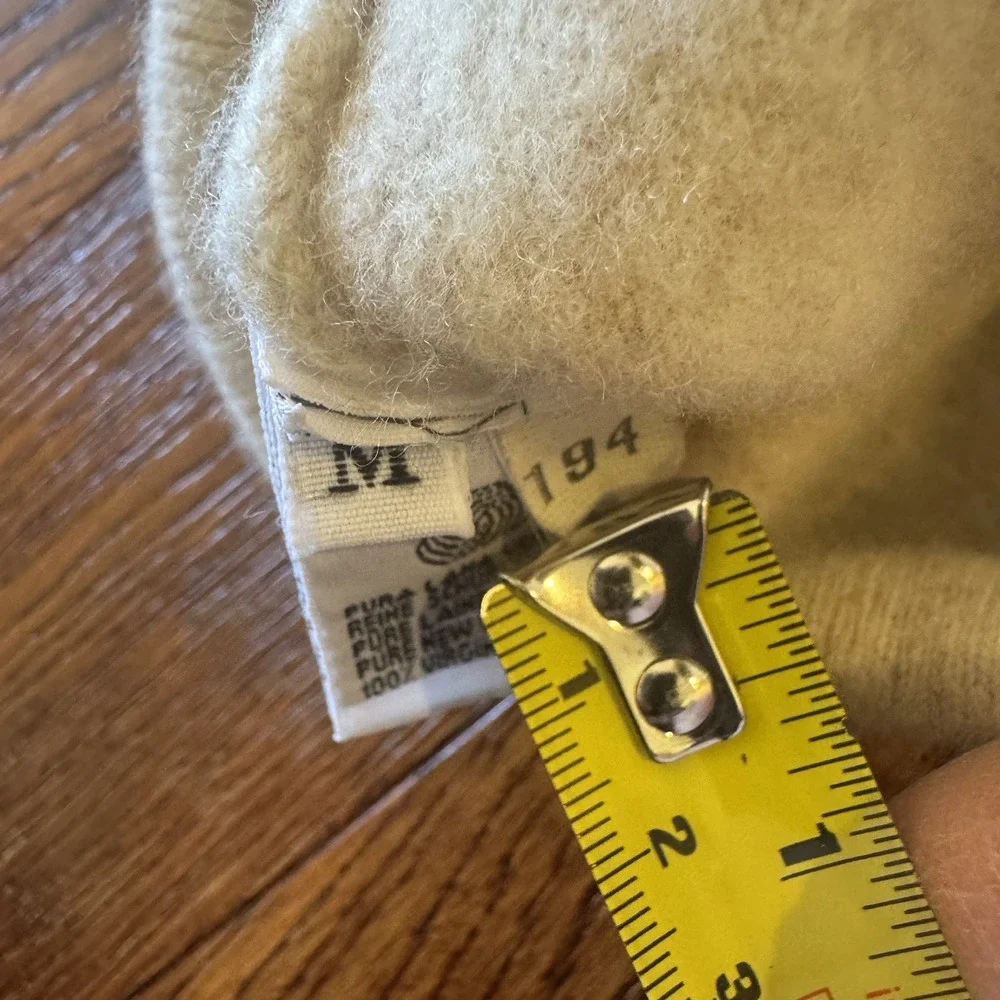 VTG United Colors of Benetton Womens 34" Lambswool Short Sweater 90's Panda - Picture 11 of 16